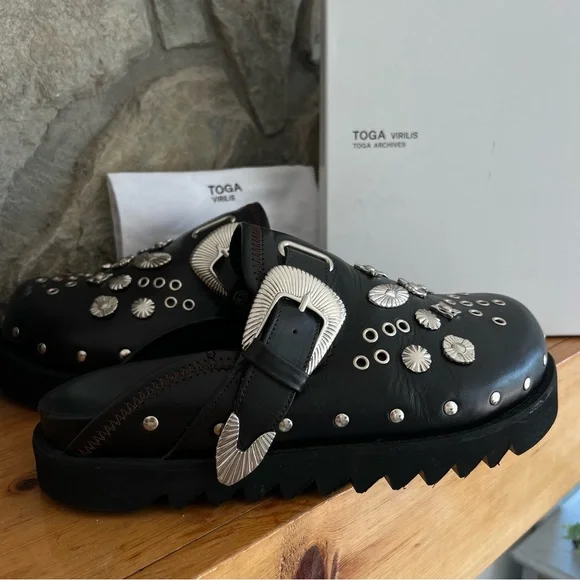 TOGA VIRILIS Men’s Black Eyelet Metal Sabot Slip-on Loafers Embellished Slippers - Picture 2 of 9